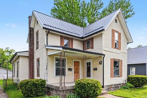 Photo for 456 E Walnut Street