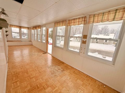 Tiny photo for 305 Walker Street, Loogootee, IN 47553 (MLS # 202604087)