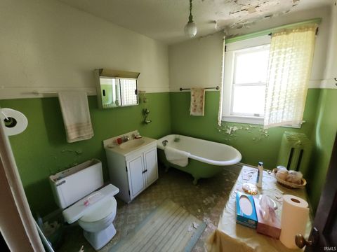 Tiny photo for 921 High Street, Logansport, IN 46947 (MLS # 202626981)