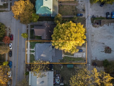 Tiny photo for 525 S 3rd Street, Lafayette, IN 47905 (MLS # 202544301)