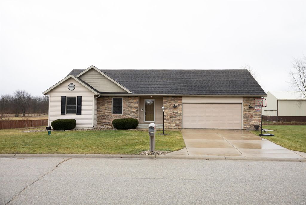 Photo of 67680 Patricia Drive, Millersburg, IN 46543 (MLS # 202601682)