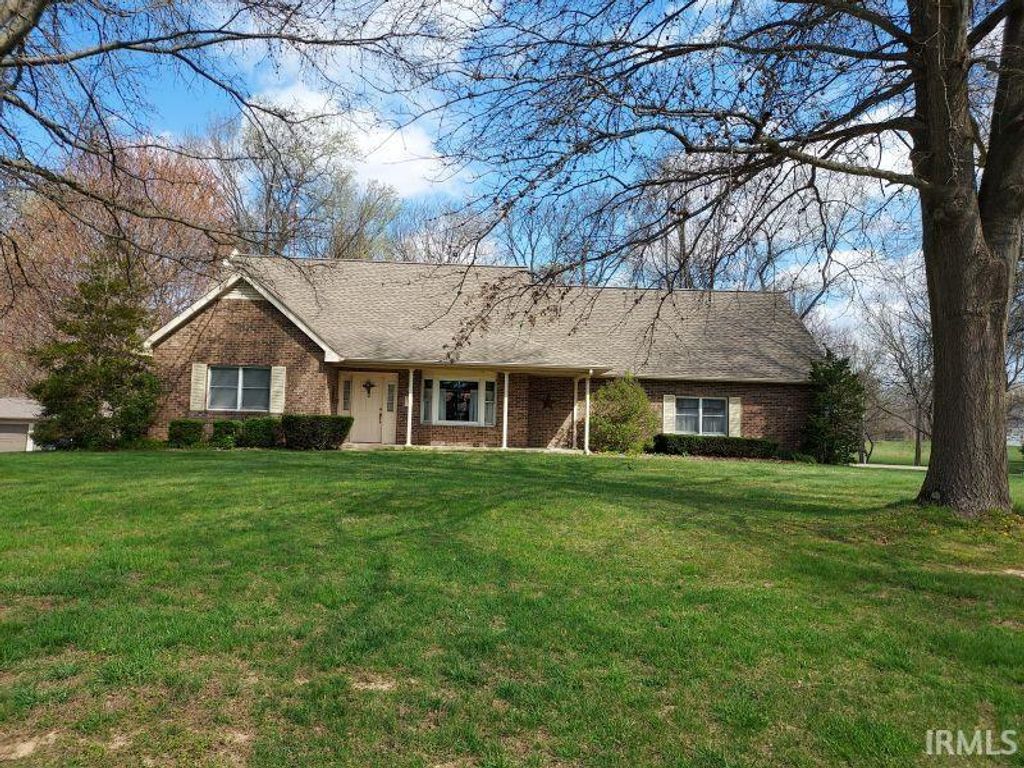 Photo of 2120 W Skyview Drive, Jasper, IN 47546 (MLS # 202611542)