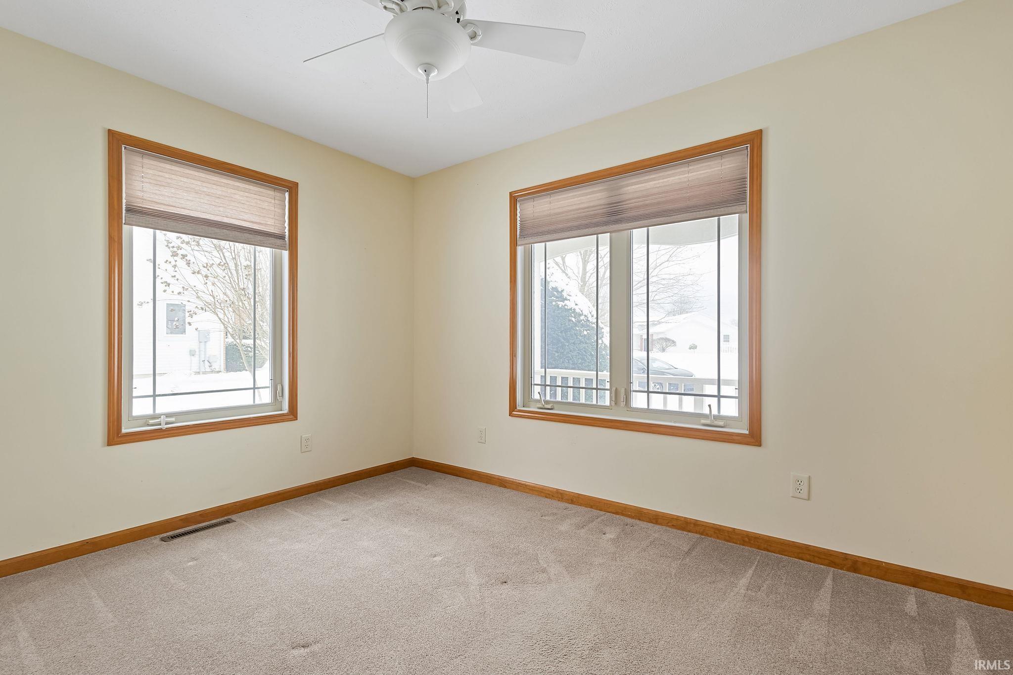 Bristol, Indiana 46507, United States, 3 Bedrooms Bedrooms, ,3 BathroomsBathrooms,Residential,Pending,4279