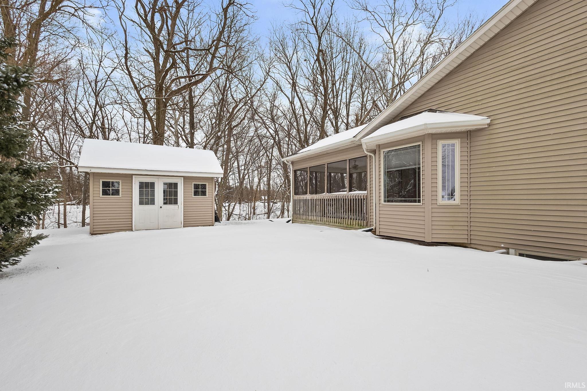 Bristol, Indiana 46507, United States, 3 Bedrooms Bedrooms, ,3 BathroomsBathrooms,Residential,Pending,4279