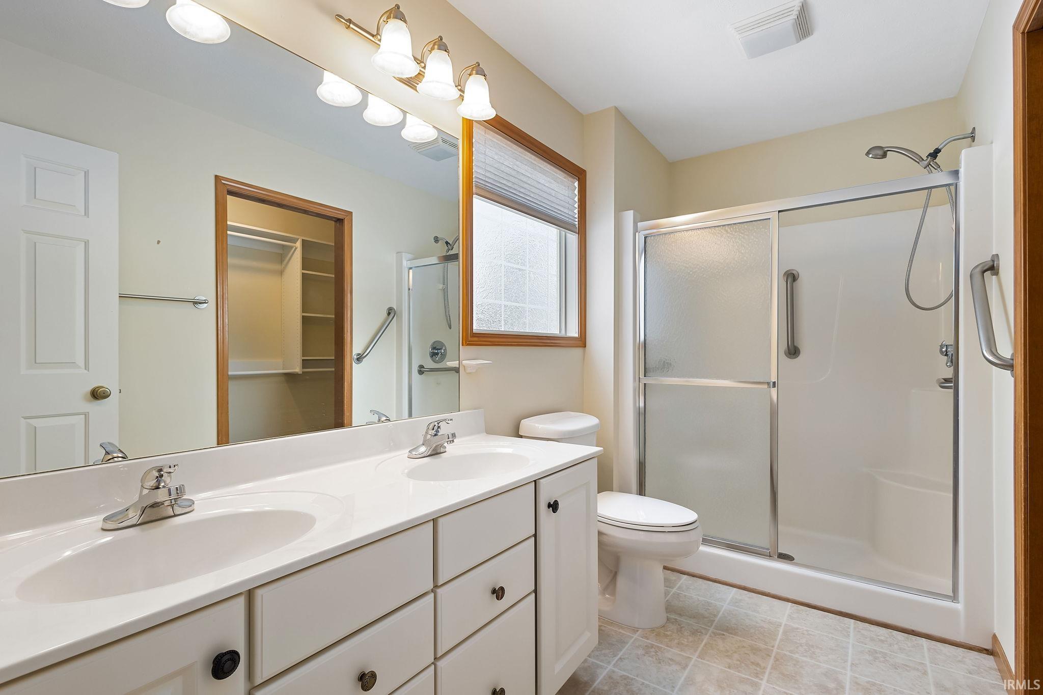 Bristol, Indiana 46507, United States, 3 Bedrooms Bedrooms, ,3 BathroomsBathrooms,Residential,Pending,4279