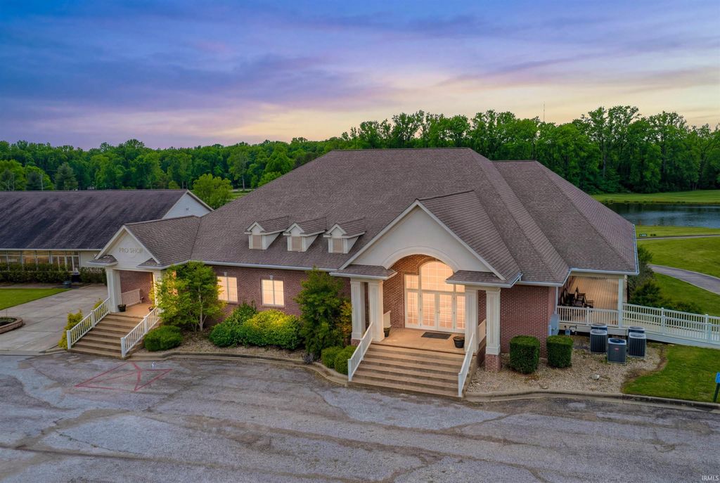 Photo of 360 Persimmon Circle, Boonville, IN 47601 (MLS # 202619729)