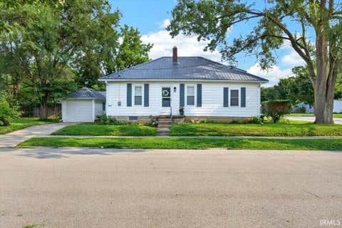Photo of 826 S 18th Street, Lafayette, IN 47905 (MLS # 202632854)