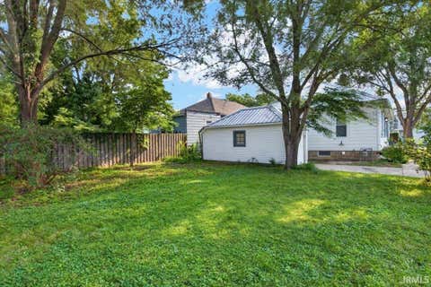 Tiny photo for 826 S 18th Street, Lafayette, IN 47905 (MLS # 202632854)