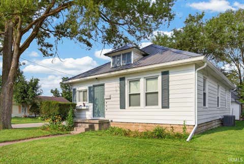 Tiny photo for 826 S 18th Street, Lafayette, IN 47905 (MLS # 202632854)