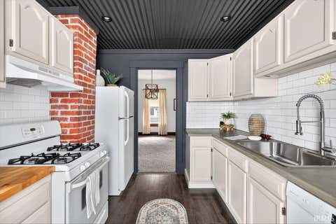 Tiny photo for 826 S 18th Street, Lafayette, IN 47905 (MLS # 202632854)