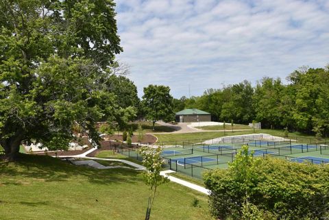 Tiny photo for 9245 S Pointe Retreat Drive, Bloomington, IN 47401 (MLS # 202618689)
