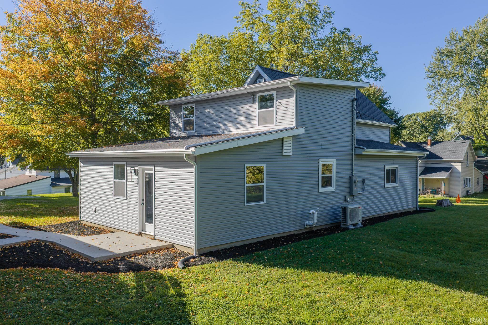 585 Walnut Street