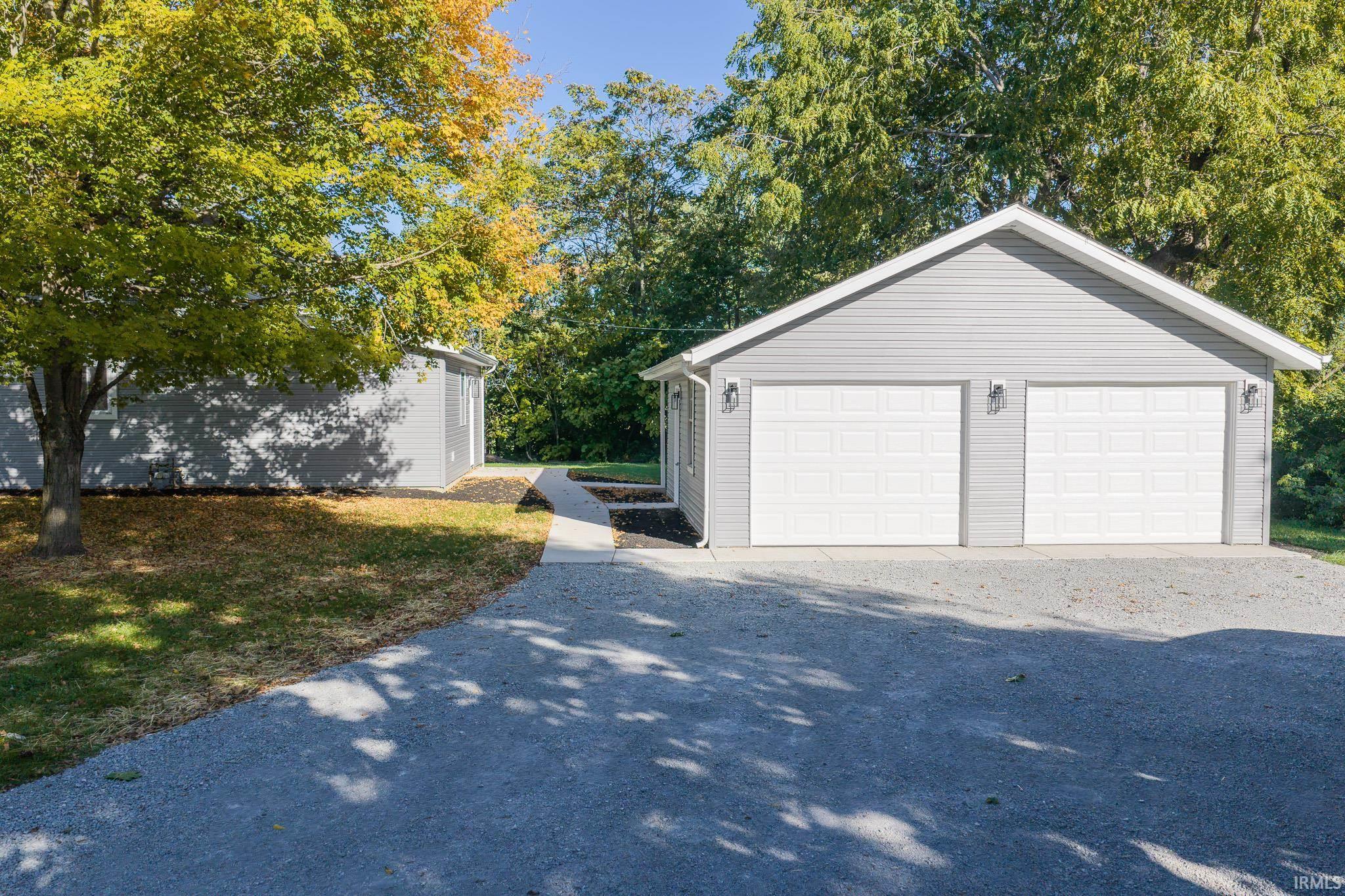 585 Walnut Street
