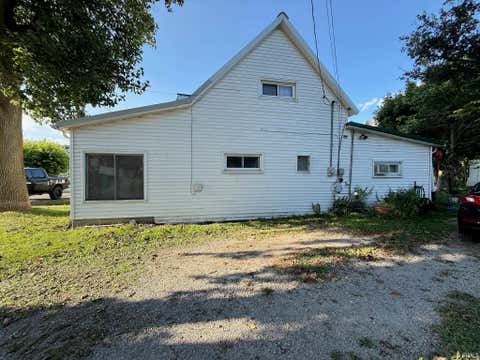 Tiny photo for 425 Dewey Street, Monticello, IN 47960 (MLS # 202631586)