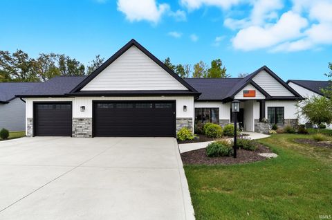 Photo of 1094 Midnight Chase Grove, Fort Wayne, IN 46845 (MLS # 202537730)