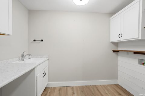 Tiny photo for 1094 Midnight Chase Grove, Fort Wayne, IN 46845 (MLS # 202537730)