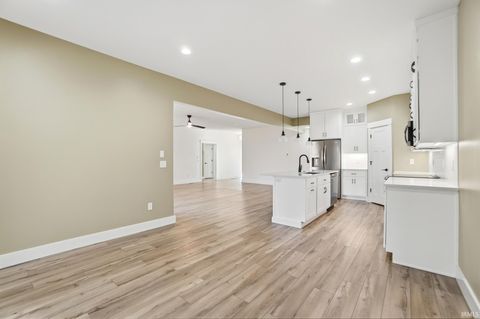 Tiny photo for 1094 Midnight Chase Grove, Fort Wayne, IN 46845 (MLS # 202537730)