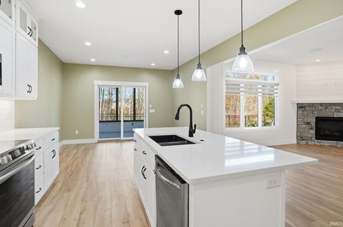 Tiny photo for 1094 Midnight Chase Grove, Fort Wayne, IN 46845 (MLS # 202537730)