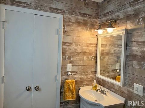 Tiny photo for 1755 W Farview Drive, Peru, IN 46970 (MLS # 202548206)