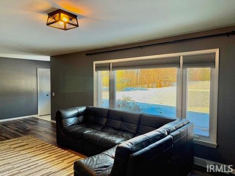 Tiny photo for 1755 W Farview Drive, Peru, IN 46970 (MLS # 202548206)