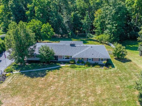 Tiny photo for 1755 W Farview Drive, Peru, IN 46970 (MLS # 202548206)