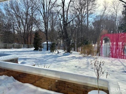 Tiny photo for 1755 W Farview Drive, Peru, IN 46970 (MLS # 202548206)