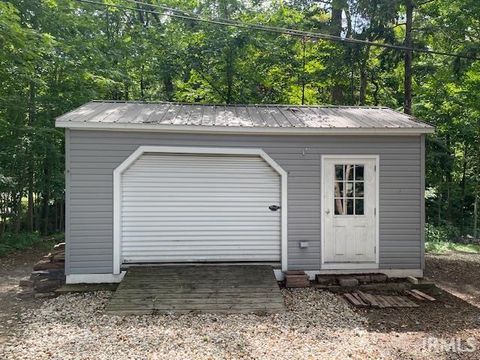 Tiny photo for 1755 W Farview Drive, Peru, IN 46970 (MLS # 202548206)