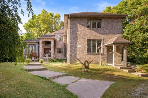 Photo of 11817 E Edgewater Road, Albany, IN 47320 (MLS # 202537852)