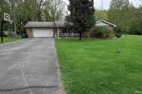 Photo of 1863 S Lakeview Estate, Wabash, IN 46992 (MLS # 202543441)