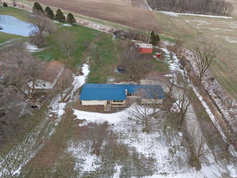 Tiny photo for 8508 N 525 W, Royal Center, IN 46978 (MLS # 202608941)