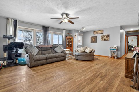 Tiny photo for 8508 N 525 W, Royal Center, IN 46978 (MLS # 202608941)