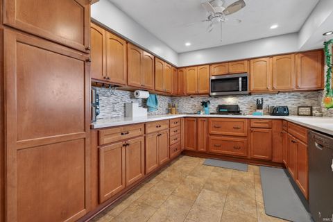 Tiny photo for 8508 N 525 W, Royal Center, IN 46978 (MLS # 202608941)