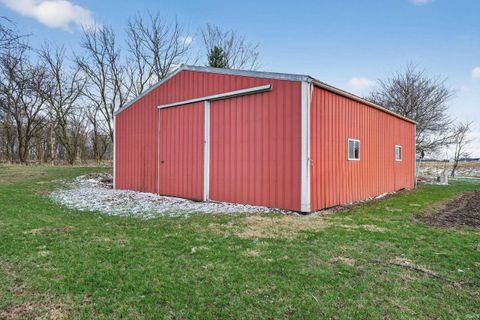 Tiny photo for 8508 N 525 W, Royal Center, IN 46978 (MLS # 202608941)