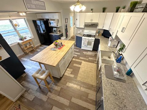 Tiny photo for 3222 N State RD 39, Monticello, IN 47960 (MLS # 202612547)