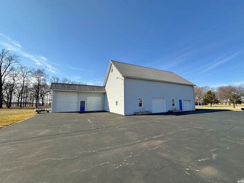 Tiny photo for 3222 N State RD 39, Monticello, IN 47960 (MLS # 202612547)