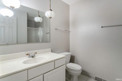 Tiny photo for 823 825 Woodmere Drive, Lafayette, IN 47905 (MLS # 202622351)
