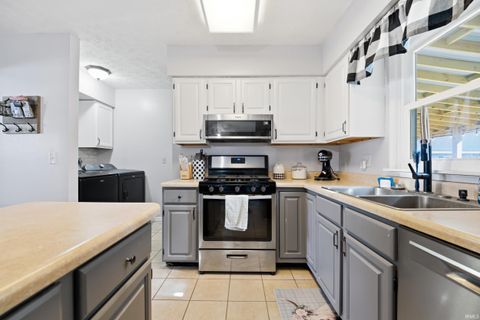 Tiny photo for 105 Doncaster Drive, Lafayette, IN 47909 (MLS # 202604210)