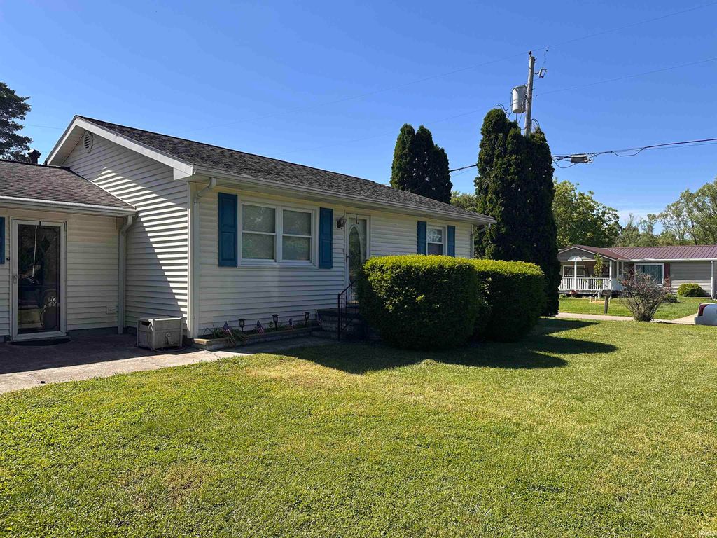 Photo of 514 N First Street, Owensville, IN 47665 (MLS # 202619840)