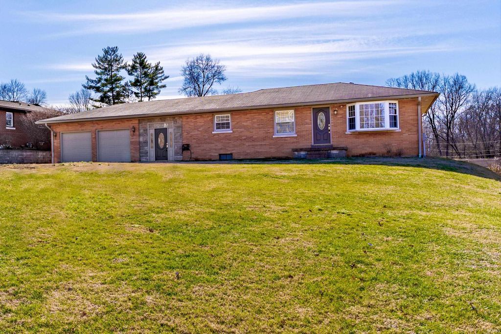 Photo of 110 W Mount Pleasant Road, Evansville, IN 47711 (MLS # 202603045)