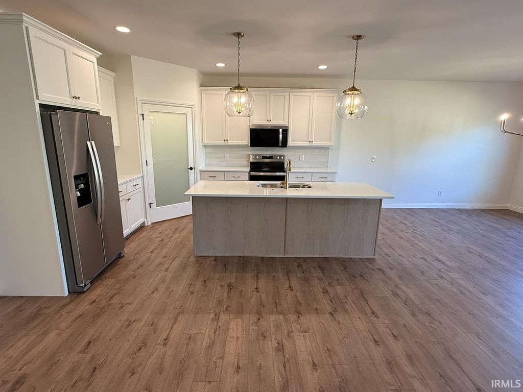Photo of 2044 Briar Meadows Drive #2, Evansville, IN 47711 (MLS # 202541860)