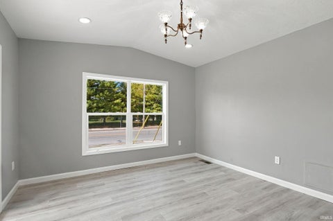 Tiny photo for 103 E Richmond Street, Kokomo, IN 46901 (MLS # 202642866)