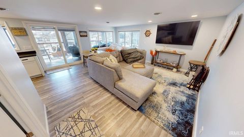 Tiny photo for 12386 W Crest Drive, Monticello, IN 47960 (MLS # 202604986)