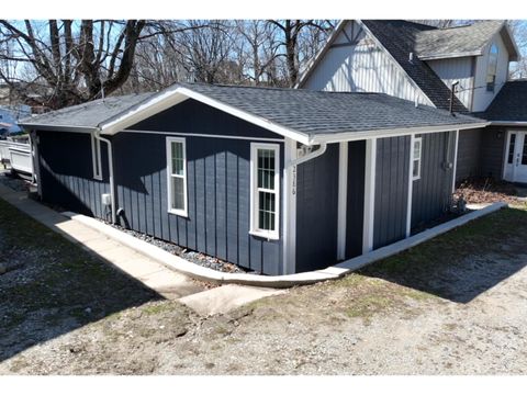 Tiny photo for 12386 W Crest Drive, Monticello, IN 47960 (MLS # 202604986)