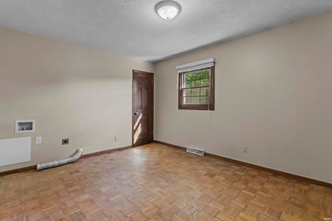 Tiny photo for 3411 Walton Way, Kokomo, IN 46902 (MLS # 202636824)
