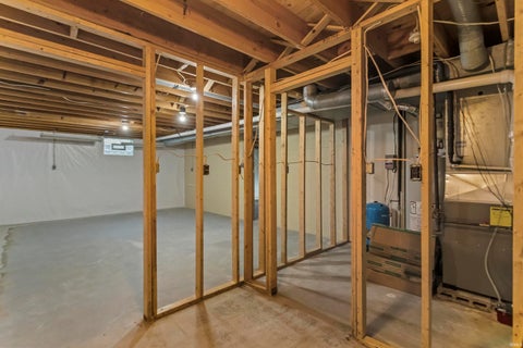 Tiny photo for 3411 Walton Way, Kokomo, IN 46902 (MLS # 202636824)