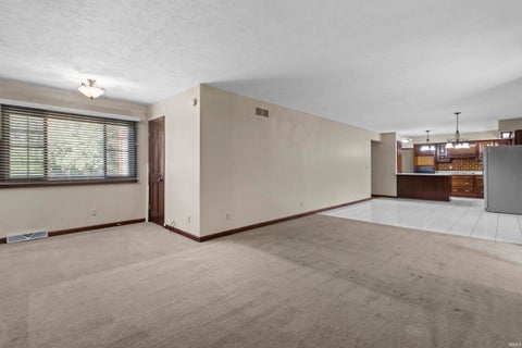Tiny photo for 3411 Walton Way, Kokomo, IN 46902 (MLS # 202636824)