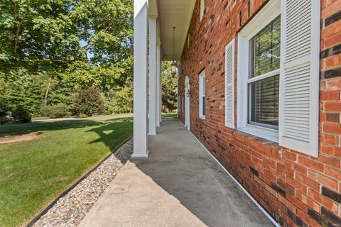 Tiny photo for 3411 Walton Way, Kokomo, IN 46902 (MLS # 202636824)