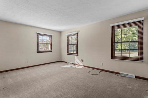 Tiny photo for 3411 Walton Way, Kokomo, IN 46902 (MLS # 202636824)