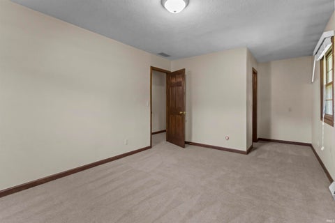 Tiny photo for 3411 Walton Way, Kokomo, IN 46902 (MLS # 202636824)