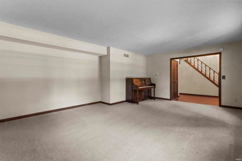 Tiny photo for 3411 Walton Way, Kokomo, IN 46902 (MLS # 202636824)